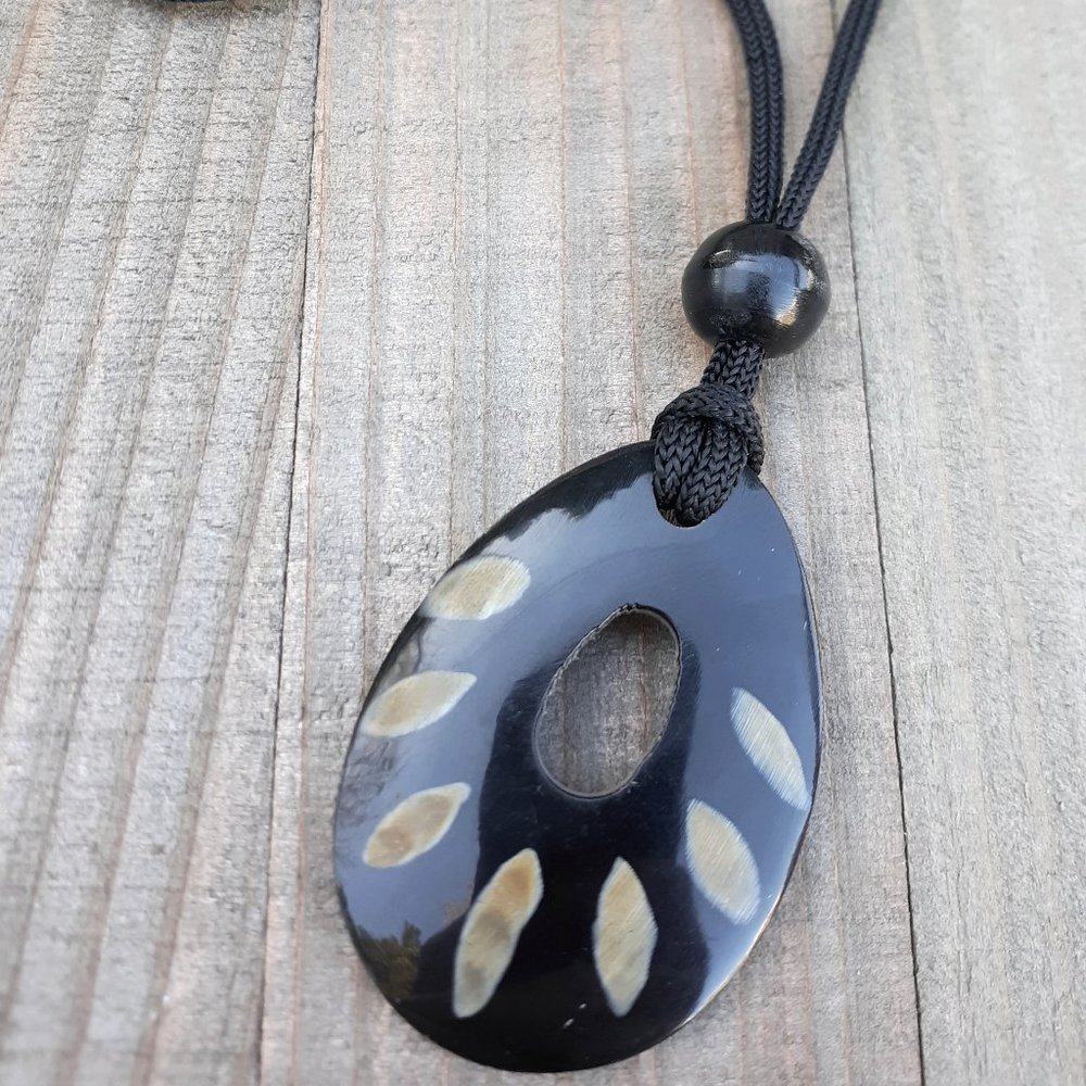 Teardrop Shaped Black and Brown Wood Pendant Necklace